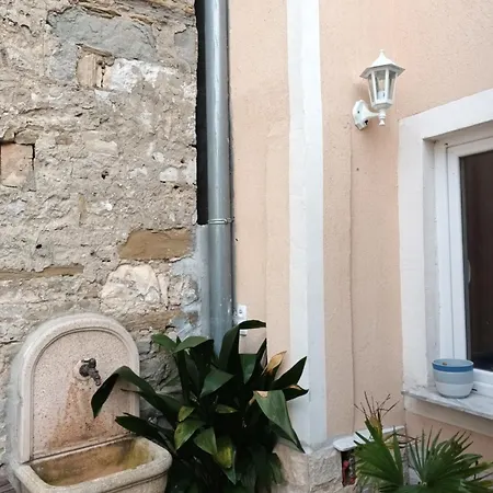 Cosy House In Historic Centre Semesterbostad *