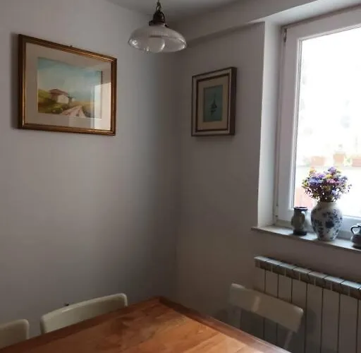 Cosy House In Historic Centre Semesterbostad *