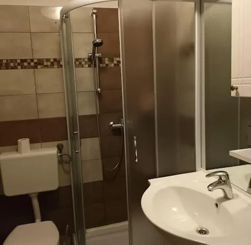 Semesterbostad Cosy House In Historic Centre *