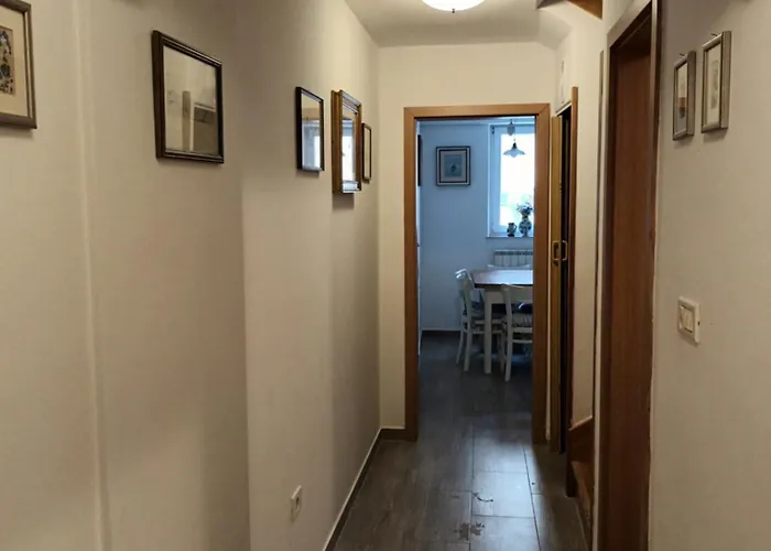 Semesterbostad Cosy House In Historic Centre *