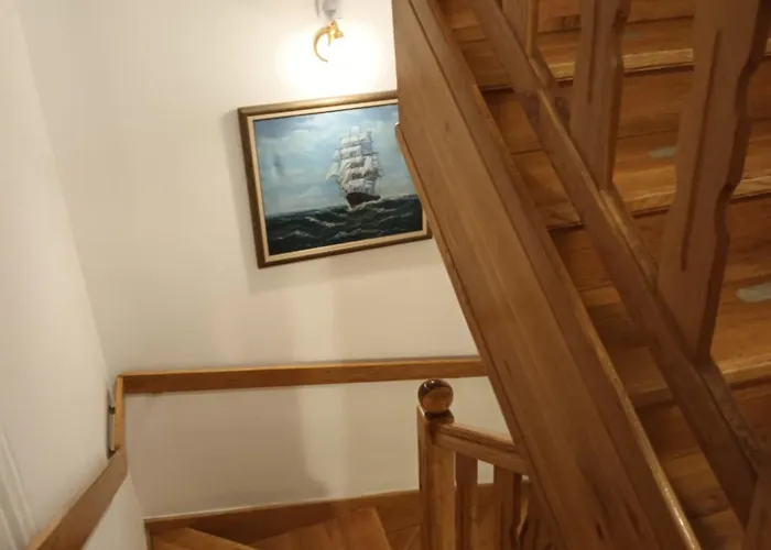 Semesterbostad Cosy House In Historic Centre Izola